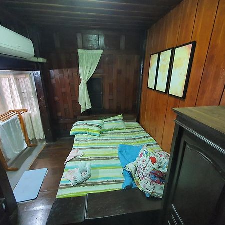 Solarcell Walking Street Homestay - โซล่าเซลล์ถนนคนเดินโฮมสเตย์ Ban Nong Nam Khan エクステリア 写真