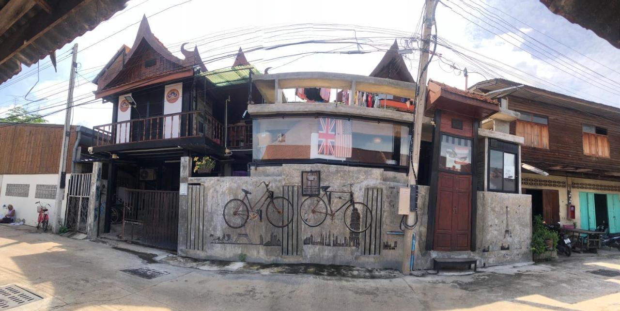 Solarcell Walking Street Homestay - โซล่าเซลล์ถนนคนเดินโฮมสเตย์ Ban Nong Nam Khan エクステリア 写真